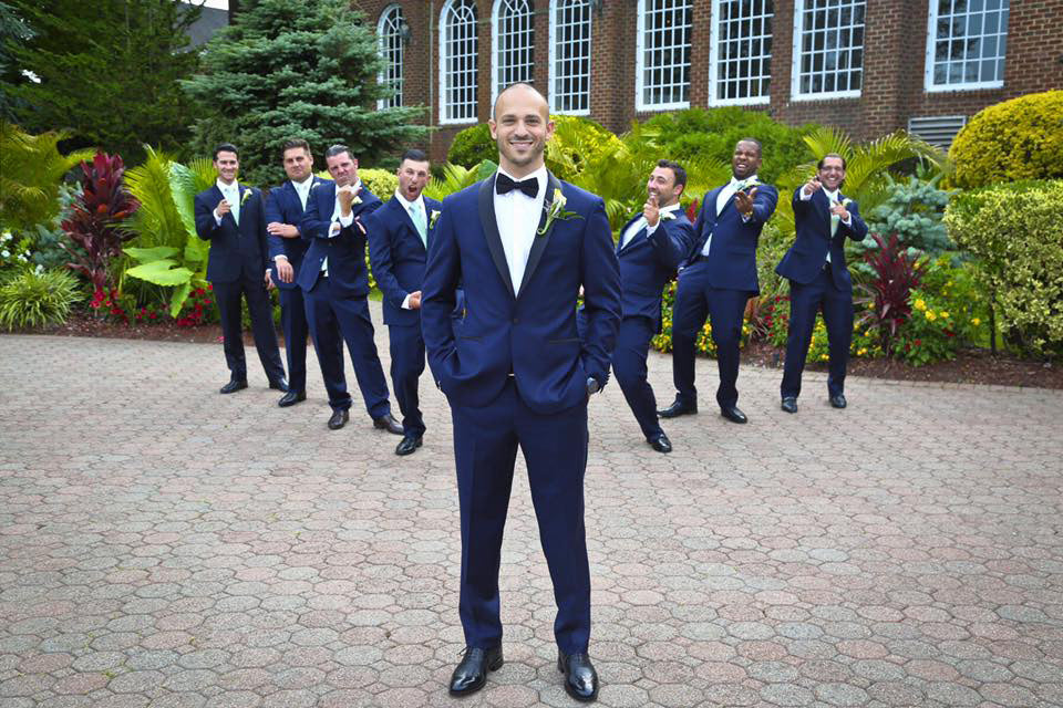 With so many online vendors to choose from, how do you decide who to go with for your wedding suits or tuxedos?